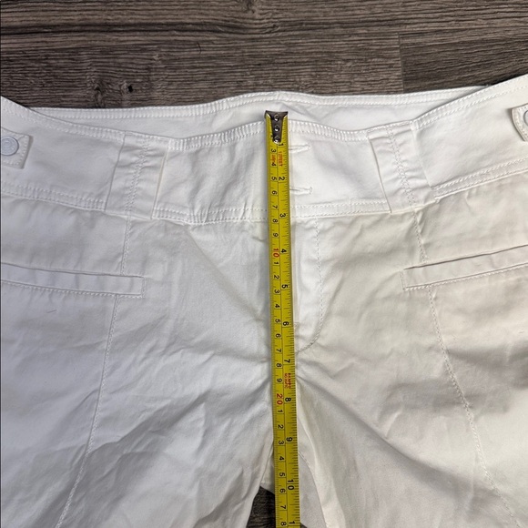 7 For All Mankind White Women's Shorts - Picture 6 of 10